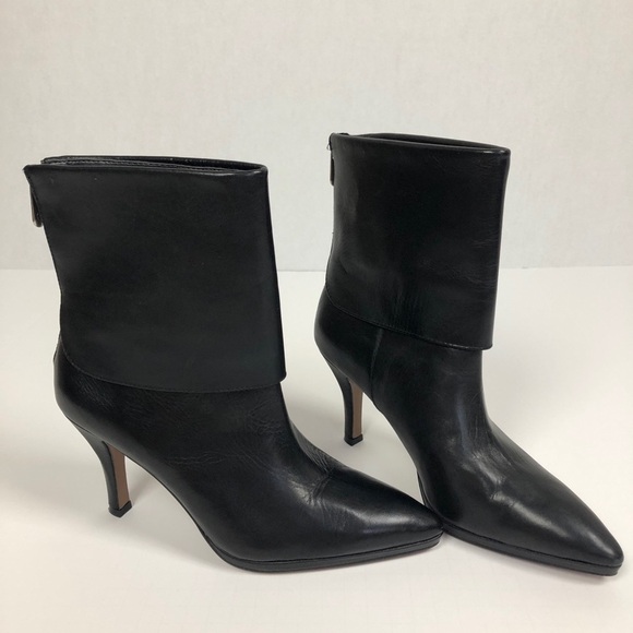 AdrienneVittadini Jael Folded Cuff Bootie - Picture 1 of 15